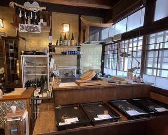 Miyajima Machiya Hotel Shiomachi-An - Hatsukaichi - Keittiö
