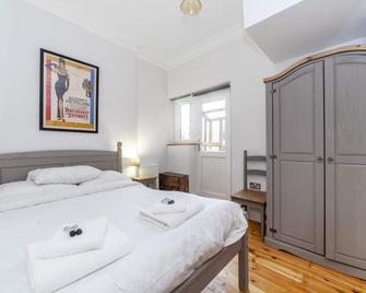 Stylish 1 BDR apt wcommunal garden, Greenwich - London - Bedroom