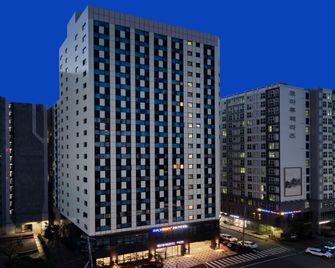 Icheon Sky Sun Hotel - Inchon - Edificio