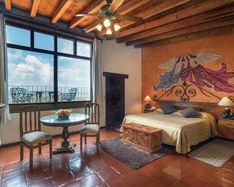 Villa San Jose Hotel & Suites - מורליה - חדר שינה