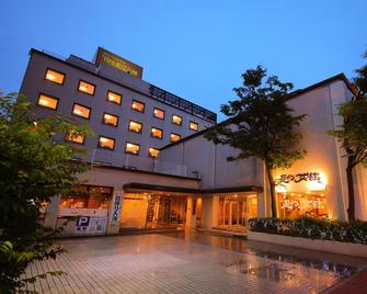 Hotel Hachiman - Ōmihachiman - Gebouw