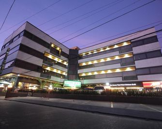 Holiday Plaza Hotel - Tuguegarao City - Building