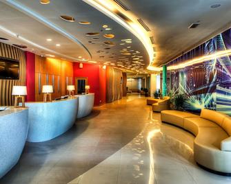 Ibis Styles Kuala Lumpur Fraser Business Park - Kuala Lumpur - Vestíbul