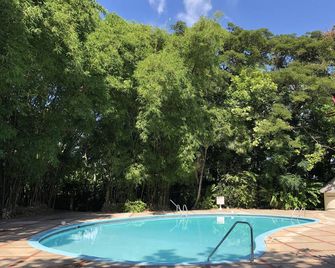Tropical Escape Villa - Ocho Rios - Pool
