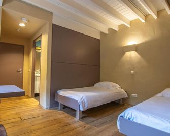 House with terrace - Galder - Bedroom