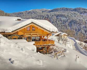 Chalet Crechoua - alpine home in Megève for 14, spa & slopes - OVO Network - La Giettaz - Bâtiment