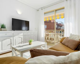 Albeniz Superior - La Pineda - Wohnzimmer