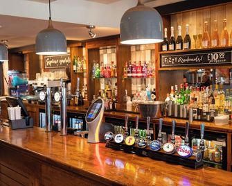 The Titan by Greene King Inns - Clydebank - Bar