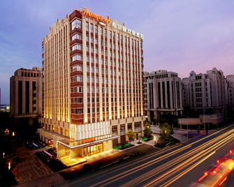 Hampton by Hilton Shanghai Hongqiao NECC - Shanghai - Building