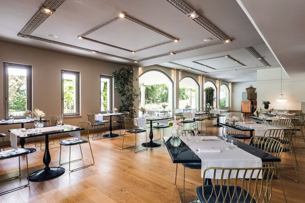 سي باي هوتل - انكونا