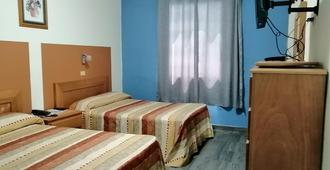 Hotel Astromundo - Reynosa - Bedroom