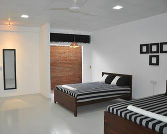 City Resort - Anuradhapura - Makuuhuone