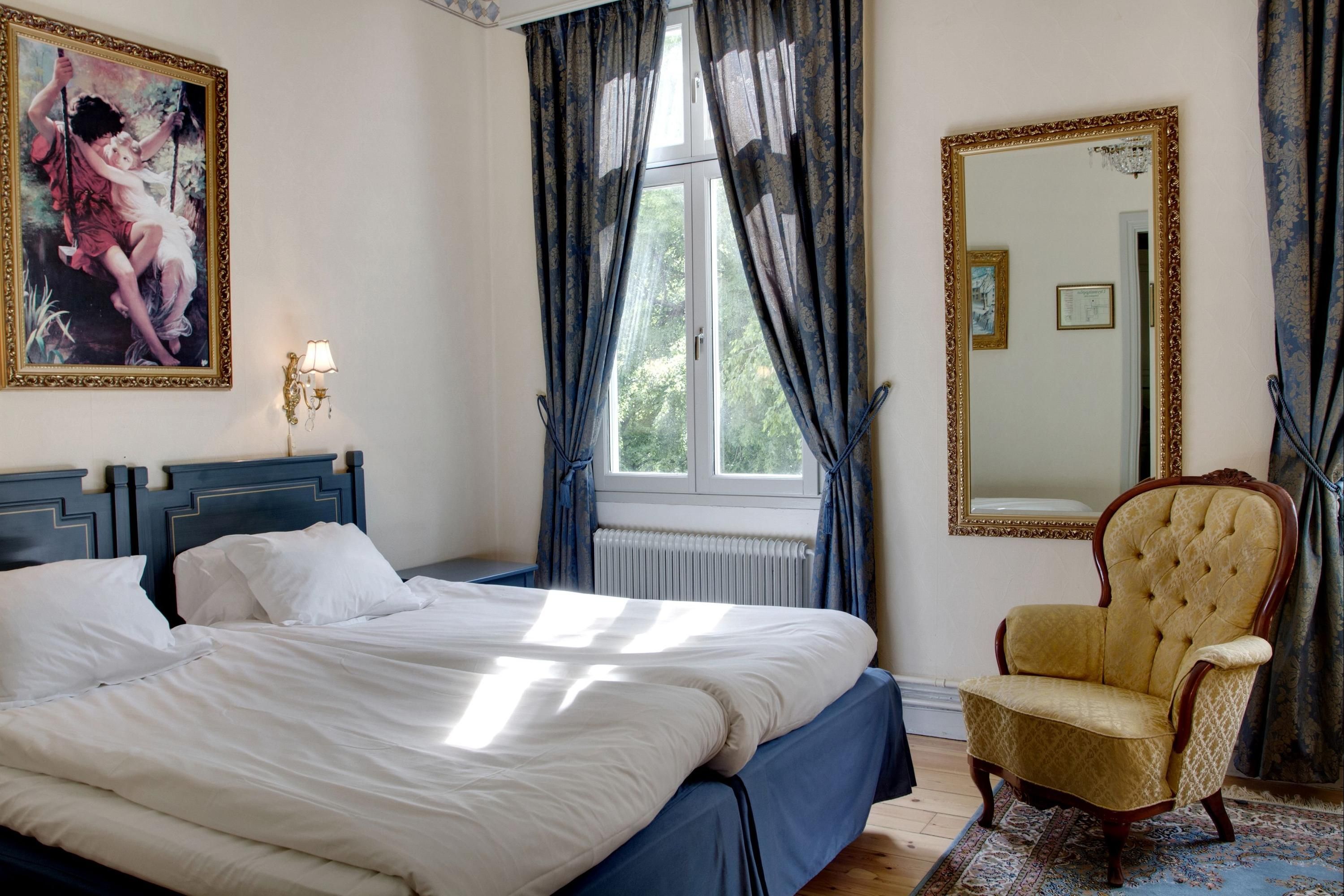 Park Hotel Linköping Fawlty Towers - Linköping - Bedroom