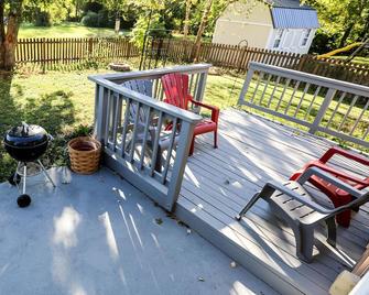 Comfortableclean Central!stylish!petfriendlybackyardgrill - Shawnee - Patio