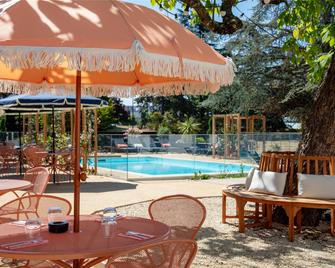Best Western Saint-Etienne Porte du Forez - Andrézieux-Bouthéon - Pool