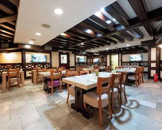 Kopernikus Hotel Prag - בלגרד - מסעדה