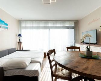 Beautiful apartment for 2 people with WIFI, TV, balcony and parking - Brugia