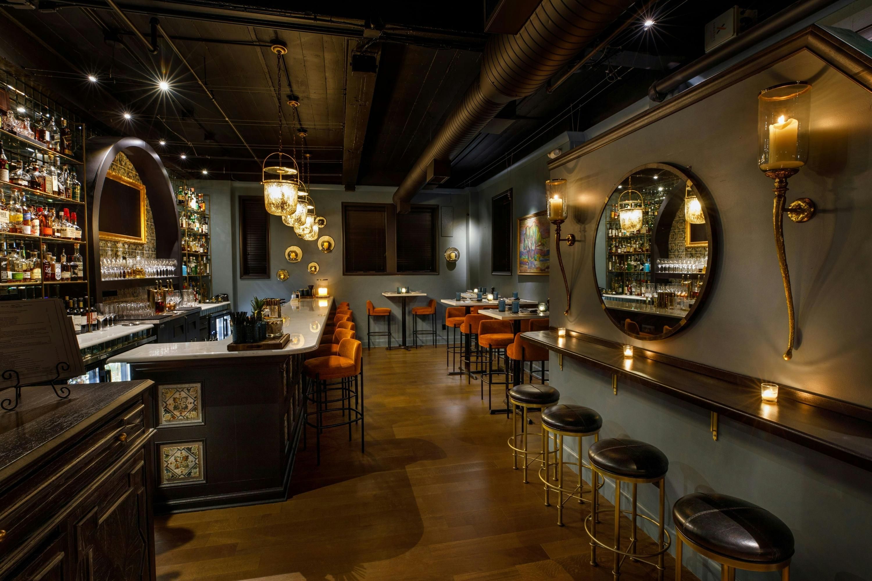 Ambassador Hotel Tulsa Autograph Collection - טולסה - בר