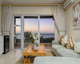 Umthunzi Hotel and Conference - Port Shepstone - Вітальня
