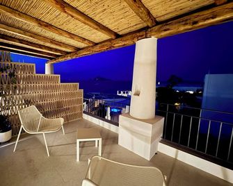 Kyma Suites - Panarea - Balkon
