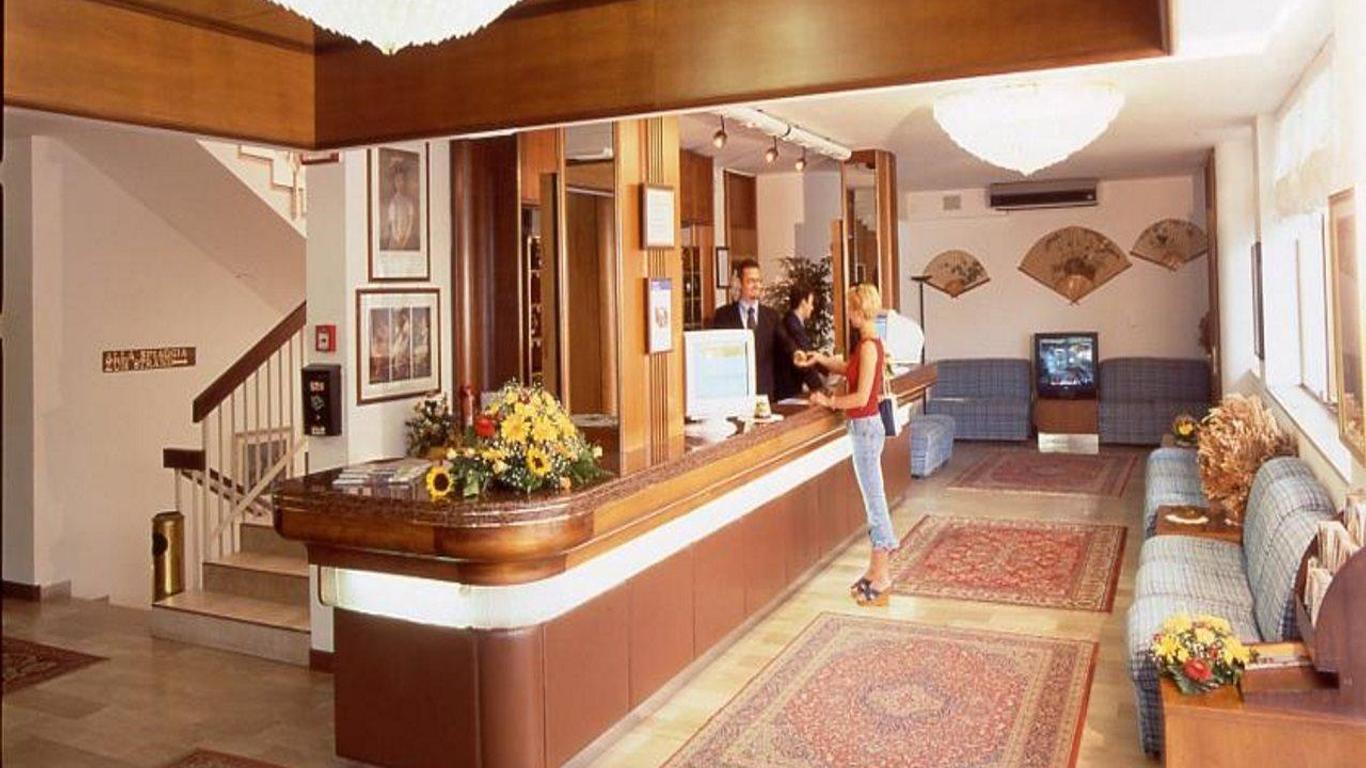 Hotel Heron
