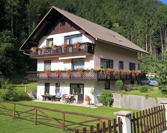 Apartments Mertelj - Kranjska Gora - Edificio