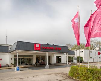 Leonardo Hotel Düsseldorf Airport Ratingen - Ratingen - Bina