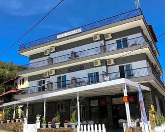 Hotel Elena - Pyrgadikia - อาคาร