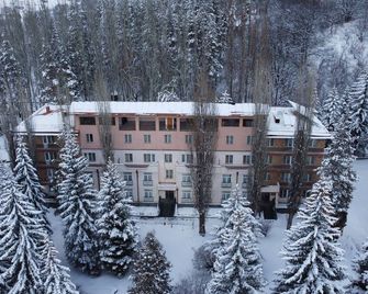 Best Resort Aghveran - Agveran - Building