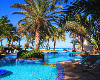 Paradise Coche - San Pedro - Piscina