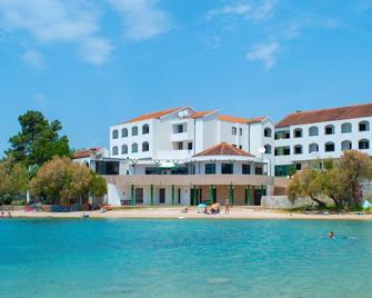 Hotel Miran - Pirovac - Building