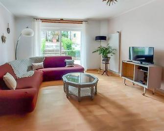 3 bedroom gorgeous home in Germont - Vouziers - Salon