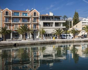 Argostoli Marina Suites - Argostoli - Bygning