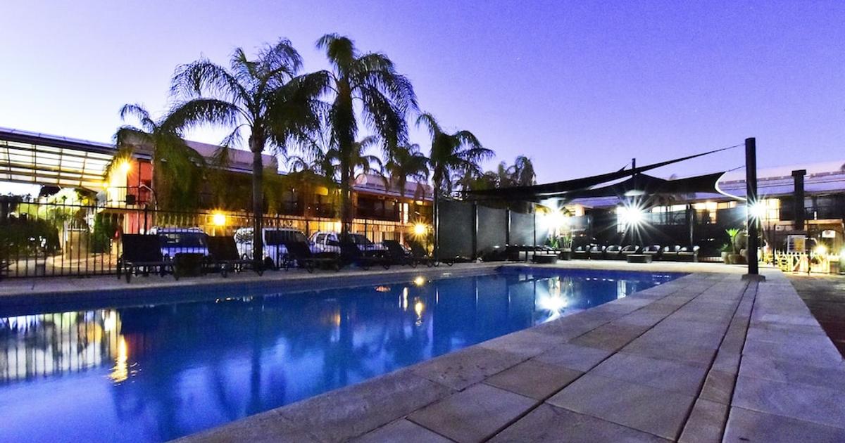 Diplomat Hotel Alice Springs $54. Alice Springs Hotel Deals & Reviews ...