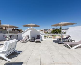 Apartamentos Toboso Plaza - Nerja - Patio