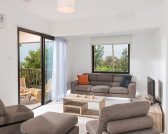 Basilica Holiday Resort - Pafos - Olohuone