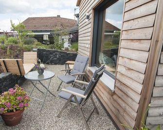 Bio-Ferienhaus Newergarten - Wadern - Terasa
