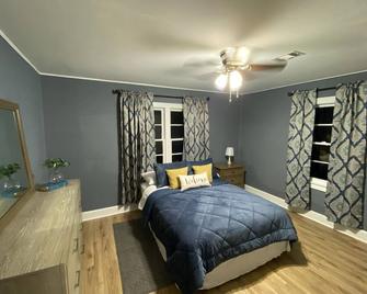 Beautiful bungalow in coffee county georgia - Douglas