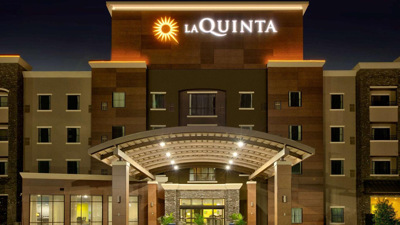 La Quinta Inn & Suites by Wyndham Lubbock Southwest