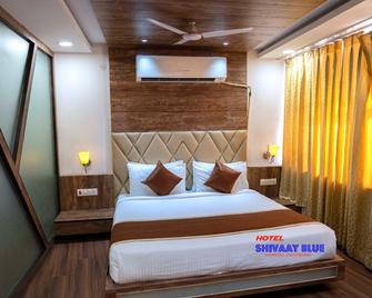 Hotel Shivaay Blue - Daltonganj - Bedroom