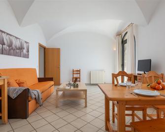 Petit Hotel Hostatgeria Sant Salvador - Felanitx - Pokój dzienny
