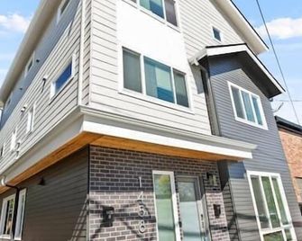 Isla's sweet suite - Micro Studio - 91Walkscore - Seattle - Edificio