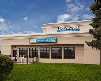 Baymont by Wyndham St. Joseph/Stevensville - Stevensville - Edificio