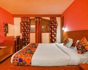 Fabhotel Khems Ooty - Ooty - Bedroom