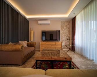 Ares Yalikavak - Bodrum - Olohuone