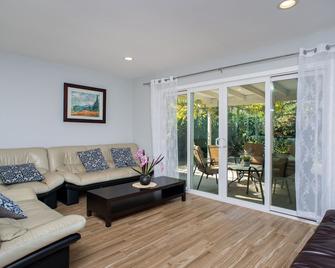 Family-Friendly Home Near Beaches, La Jolla & Ucsd - San Diego - Sala de estar