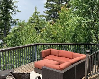 The Most Spectacular Island Sunset View In Muskoka. - Bracebridge - Balcony