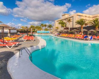 Hotel Beatriz Playa & Spa - Tías - Pool