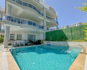 Villa Begonvil - Kusadasi - Piscine