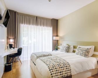 Alva Valley Hotel - Oliveira do Hospital - Спальня